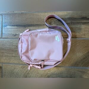NWOT NIKE Crossbody